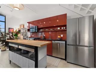 Photo #3: 424072544 Listing