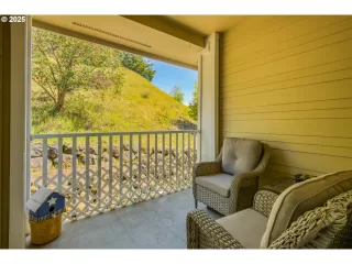 Photo #3: 424529211 Listing 