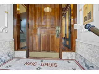 Photo #3: 424819711 Listing