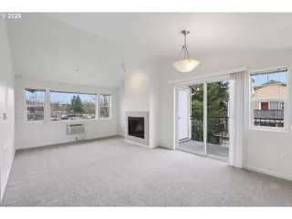 Photo #2: 425370170 Listing 