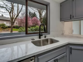 Photo #6: 426405296 Listing