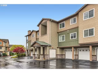 Photo #2: 426993495 Listing