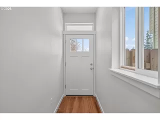 Photo #2: 427358593 Listing