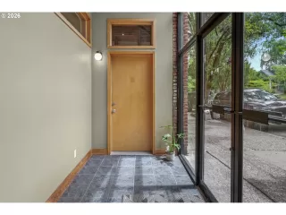 Photo #5: 427408495 Listing 