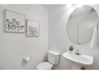 Photo #2: 428341777 Listing 