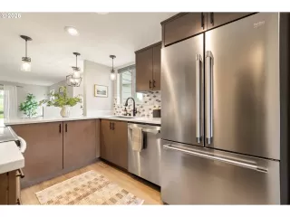 Photo #2: 428690961 Listing