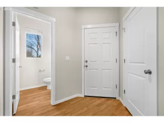 Photo #1: 429688494 Listing