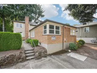 Photo #2: 430092835 Listing