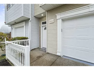 Photo #2: 431111812 Listing 