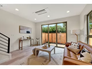 Photo #4: 431201302 Listing 