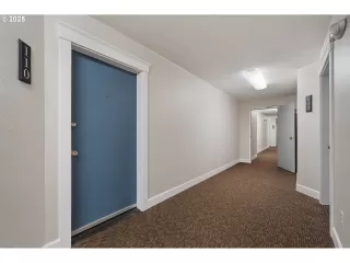 Photo #1: 431511972 Listing