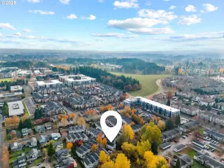 Photo #4: 431825346 Listing