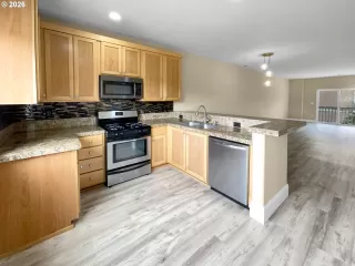 More Details about MLS # 432377355 : 18485 SW STEPPING STONE DR 51