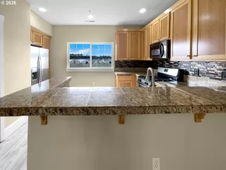 Photo #4: 432377355 Listing 