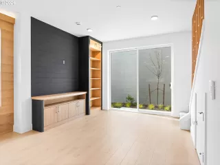 Photo #6: 432548793 Listing 