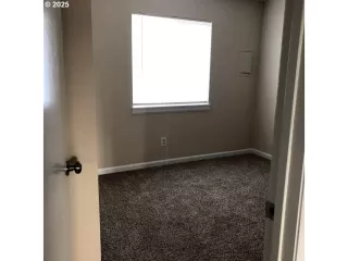 Photo #2: 432709510 Listing 