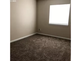 Photo #3: 432709510 Listing 