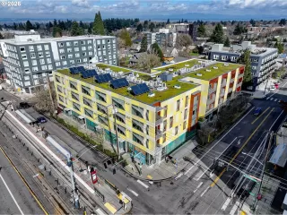 Photo #3: 433354695 Listing 