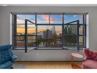 Photo #2: 433665871 Listing 