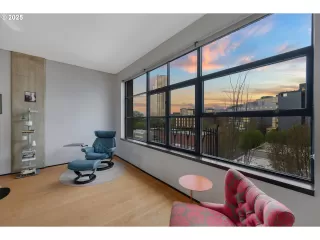 Photo #3: 433665871 Listing 