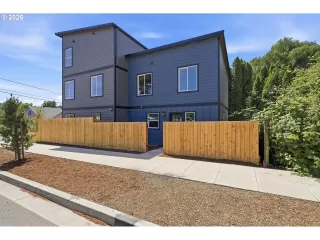 Photo #3: 433735018 Listing 