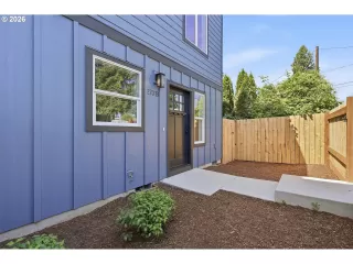 Photo #6: 433735018 Listing 