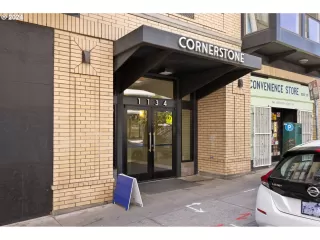 Photo #1: 434217845 Listing