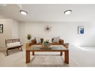 Photo #1: 435671427 Listing 