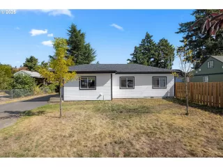 Photo #2: 436002159 Listing