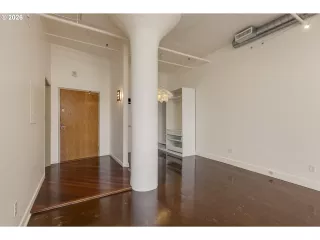 Photo #2: 436061601 Listing