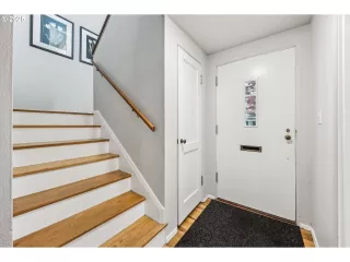 Photo #1: 436345943 Listing