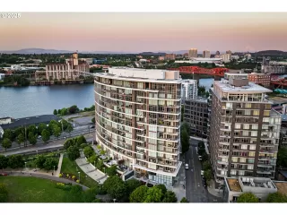 Photo #1: 437013885 Listing 