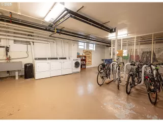 More Details about MLS # 438313964 : 709 SW 16TH AVE 105