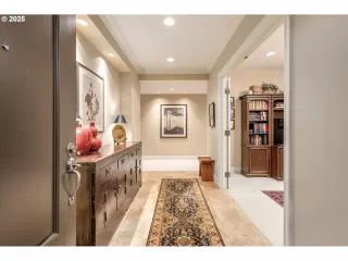 Photo #1: 438450835 Listing