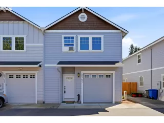 Photo #4: 439141879 Listing