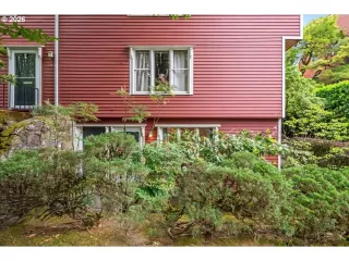 Photo #1: 439531030 Listing