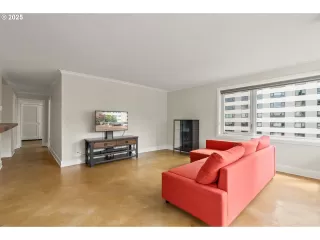 Photo #1: 440046697 Listing