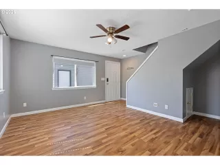 Photo #3: 440510730 Listing 