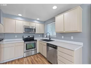 Photo #6: 440510730 Listing 