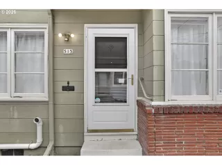 Photo #2: 440546320 Listing 