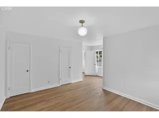 Photo #5: 440546320 Listing 