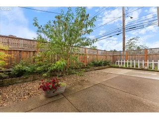 Photo #6: 441282952 Listing 