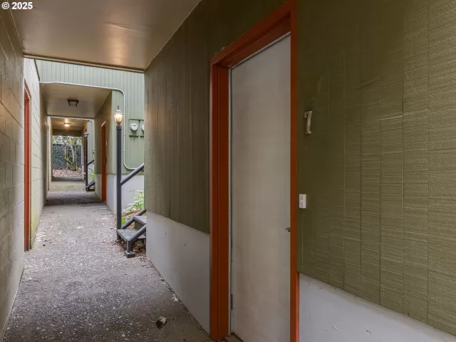 MLS: 441507208 Condo For Sale