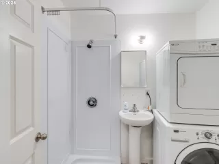 Photo #3: 441507208 Listing