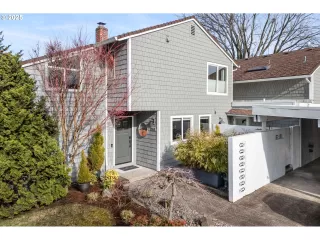 Photo #1: 441534198 Listing