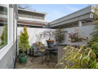 Photo #3: 441534198 Listing