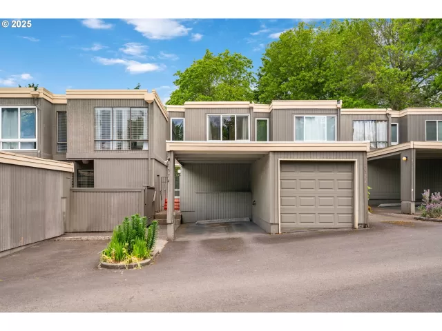 MLS: 441747027 Condo For Sale