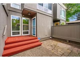 Photo #1: 441747027 Listing 