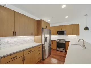 Photo #3: 441828671 Listing