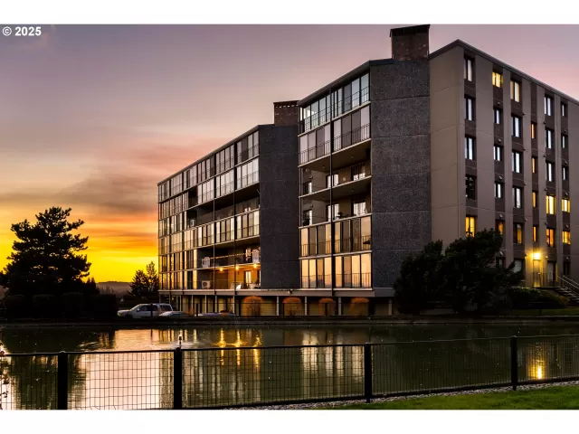 MLS: 442114493 Condo For Sale